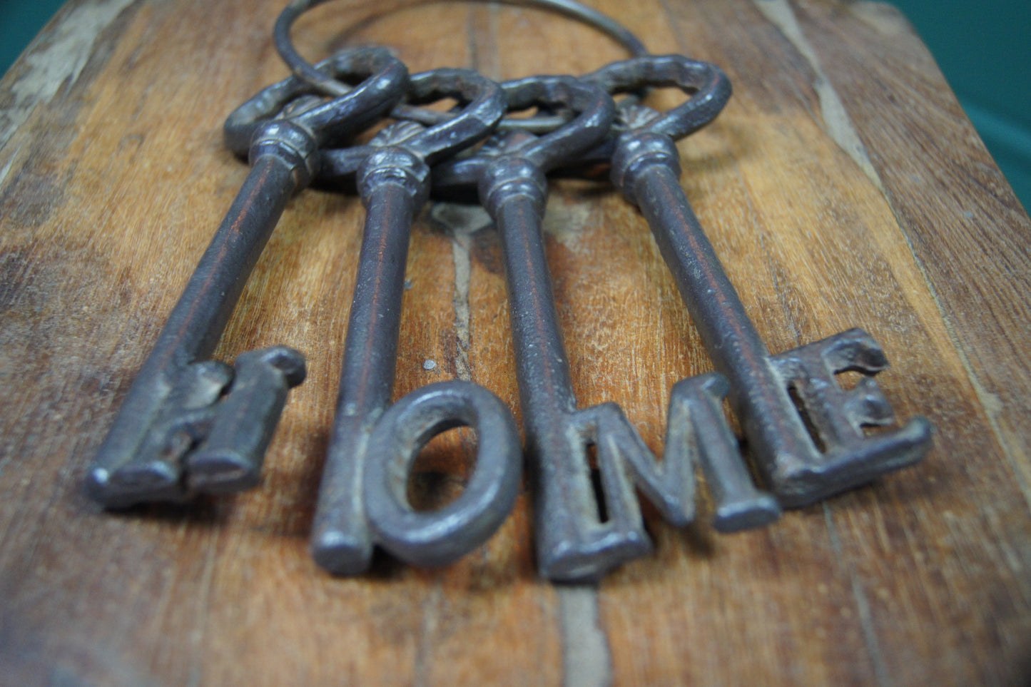 Set of 4 Large Cast Iron 'HOME' Keys