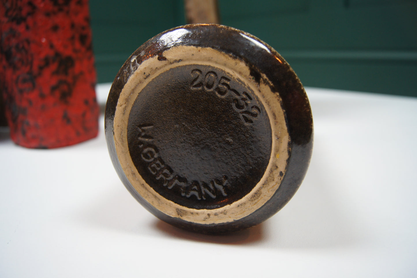 Medium Brown West German Vase '205-32'