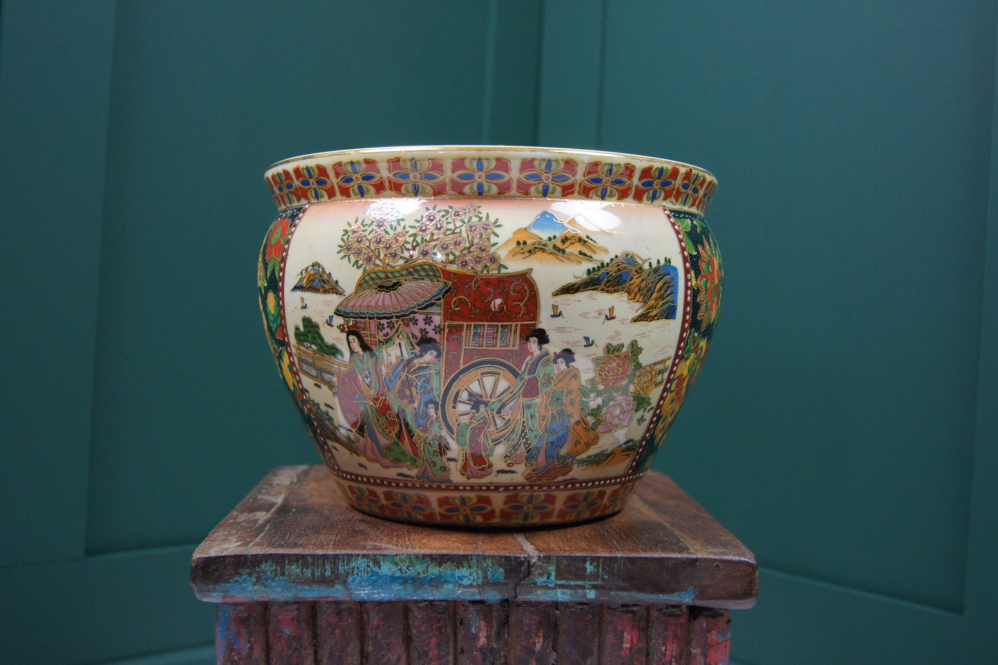 Gilt Oriental Chinese Planter