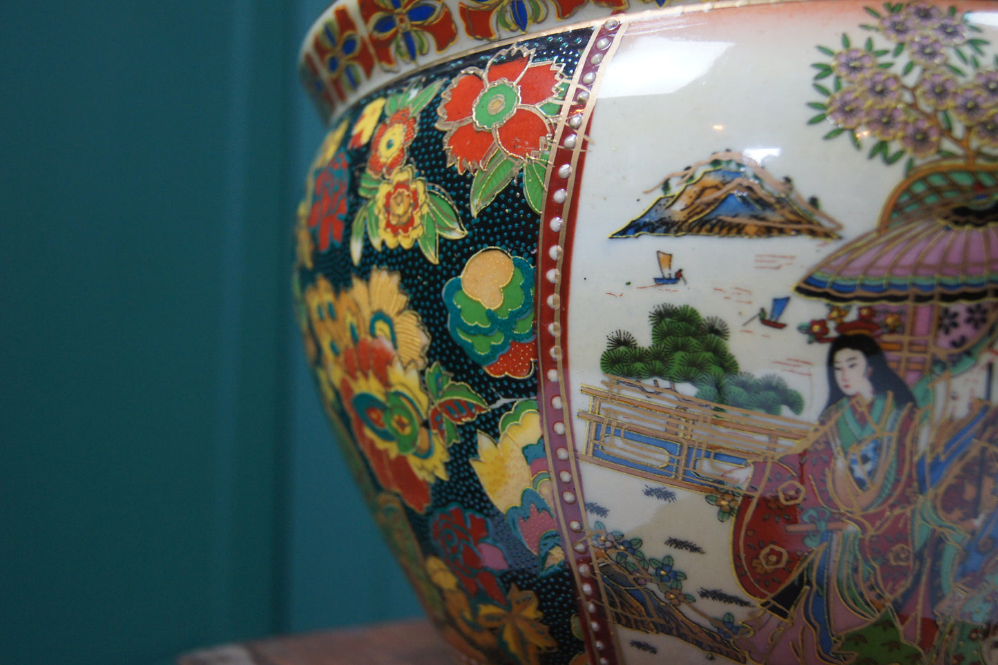 Gilt Oriental Chinese Planter