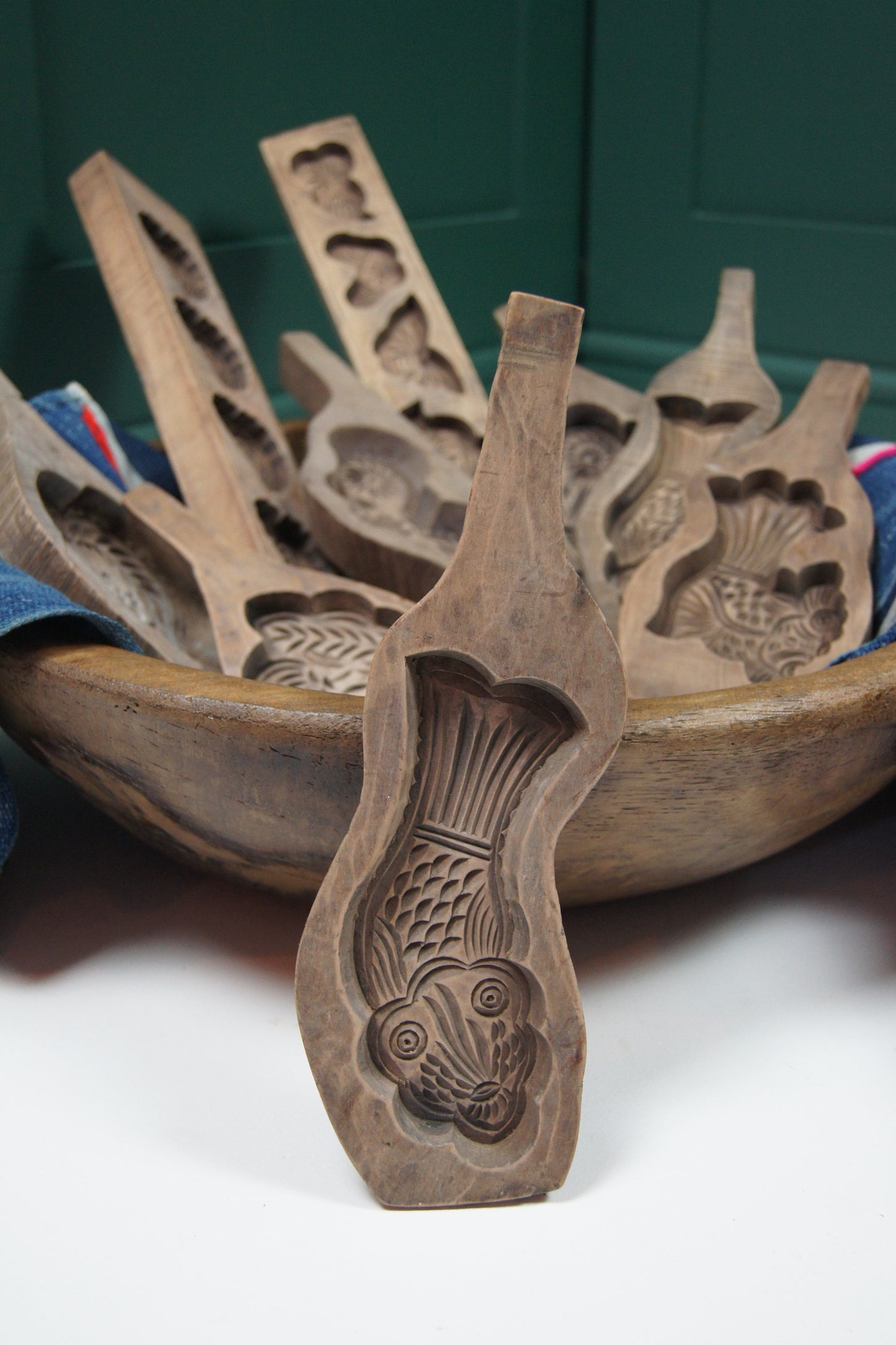 Medium Wooden Vintage Chinese/Japanese Cake Mold