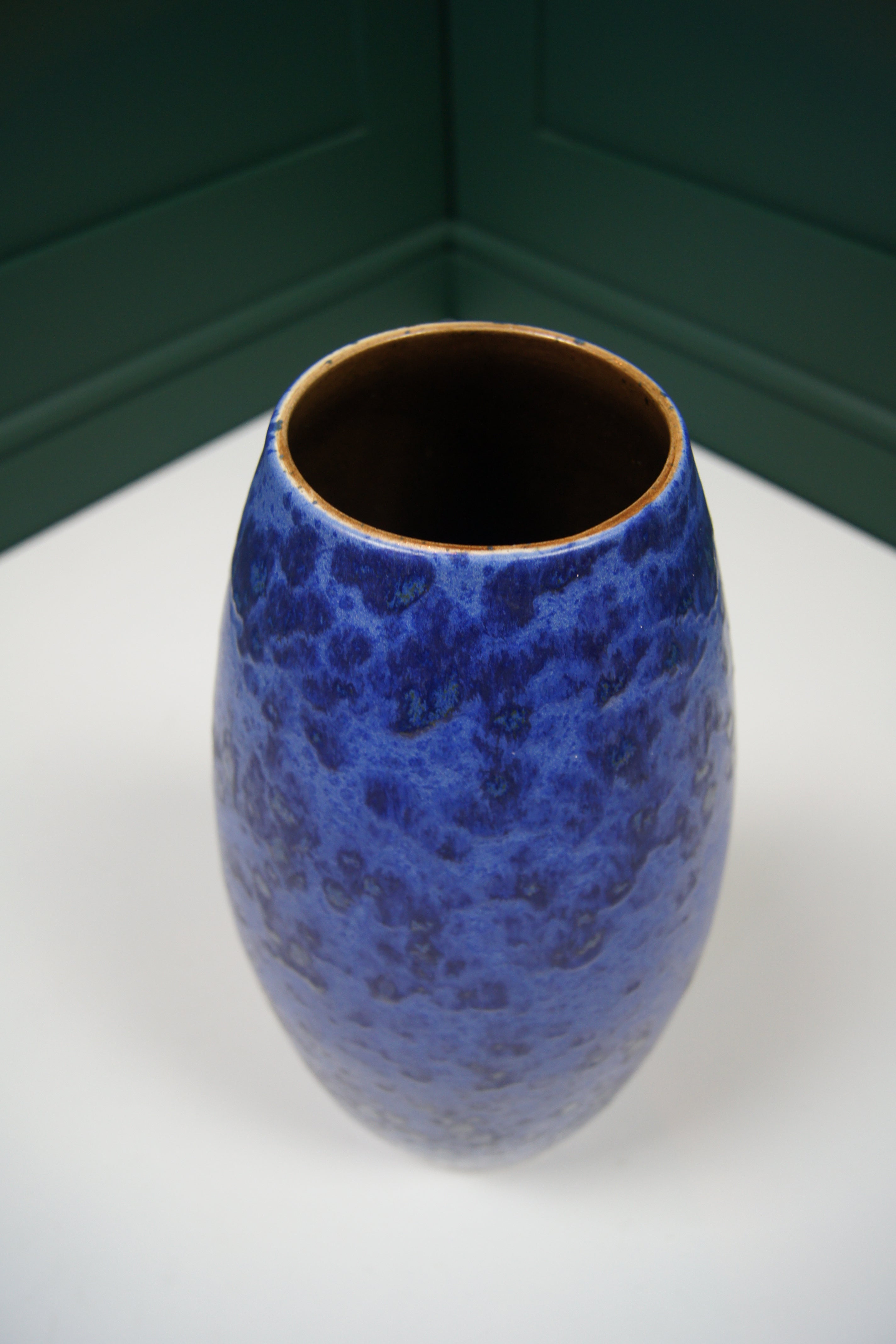 ビンテージ　ポタリー Large Blue West German Vase '248-38' – The Vintage Potter