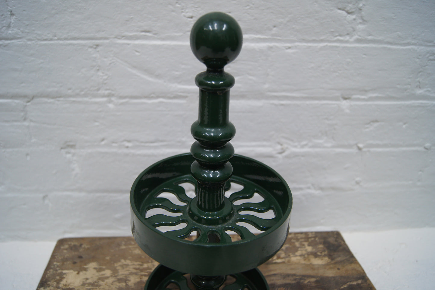 Vintage Victor Robert Welch Cast Iron Green Egg Holder / Spice Rack
