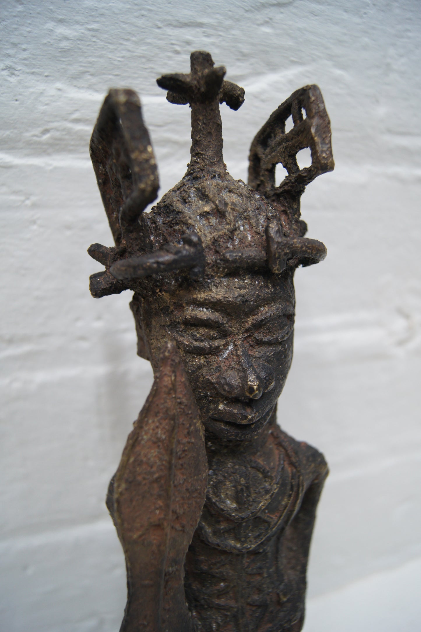 Bennin Bronze Figure of an Elder Oba