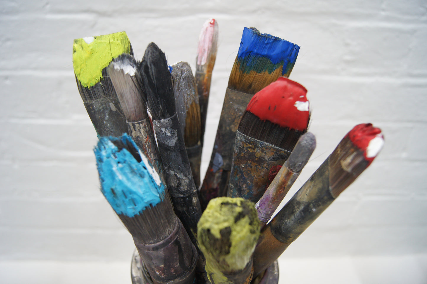 Large French Artists Paint Brushes & Display Glass