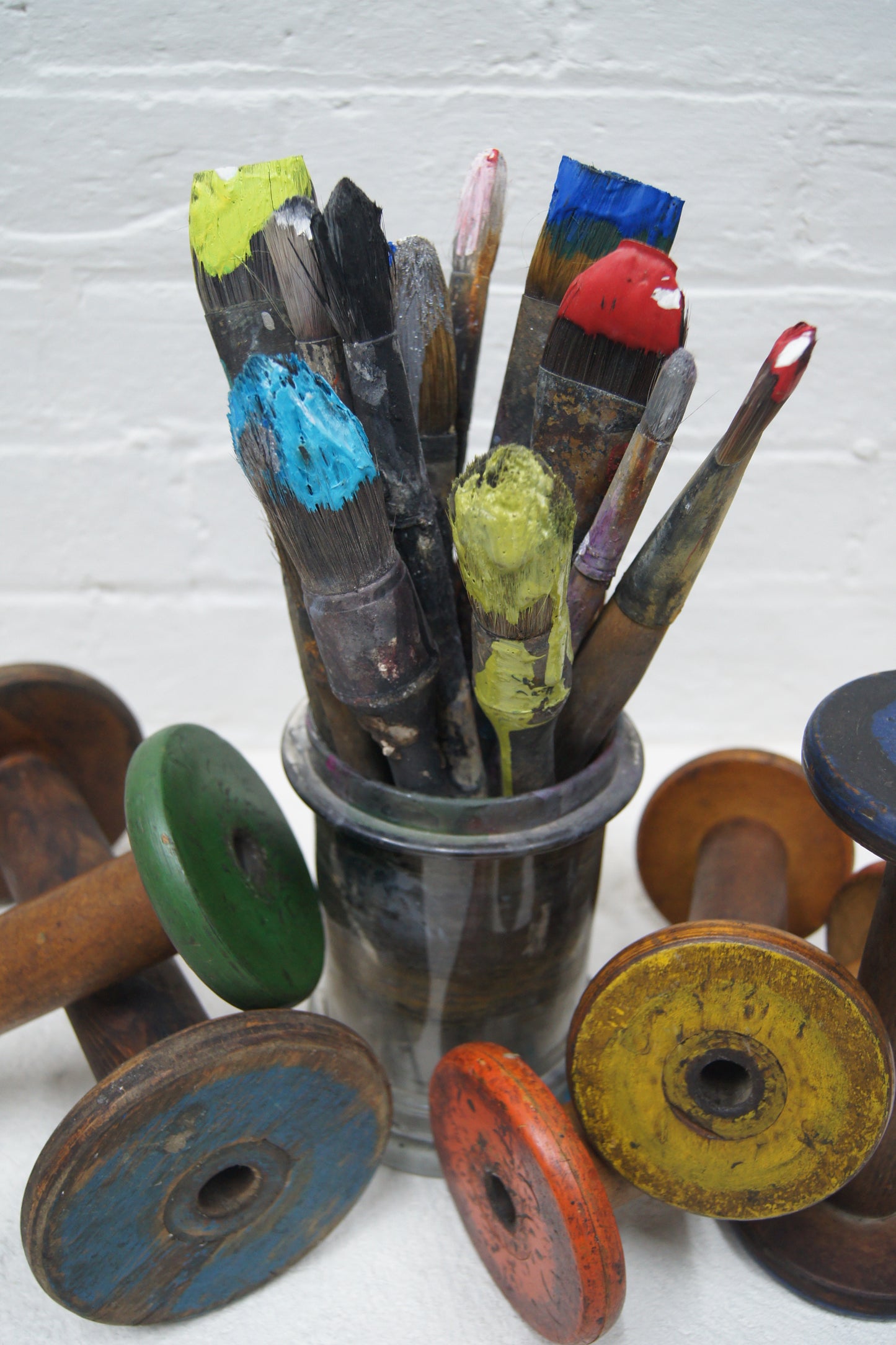 Large French Artists Paint Brushes & Display Glass