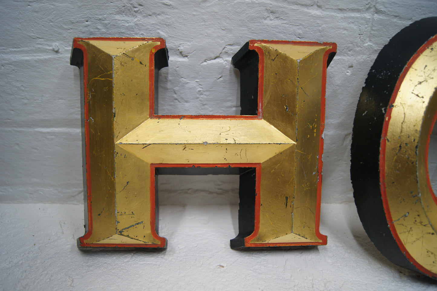 Vintage Pub 'HOLe' Letters