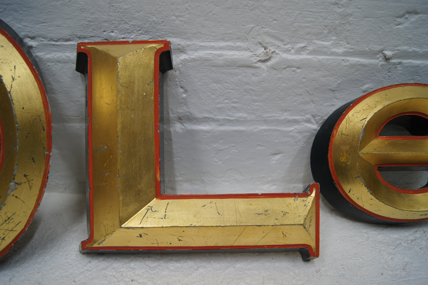 Vintage Pub 'HOLe' Letters