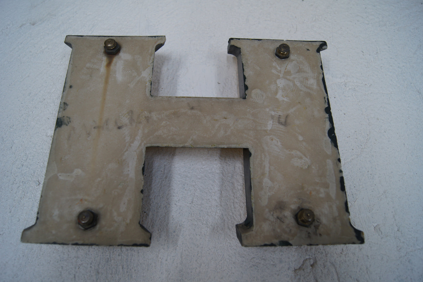Vintage Pub 'HOLe' Letters