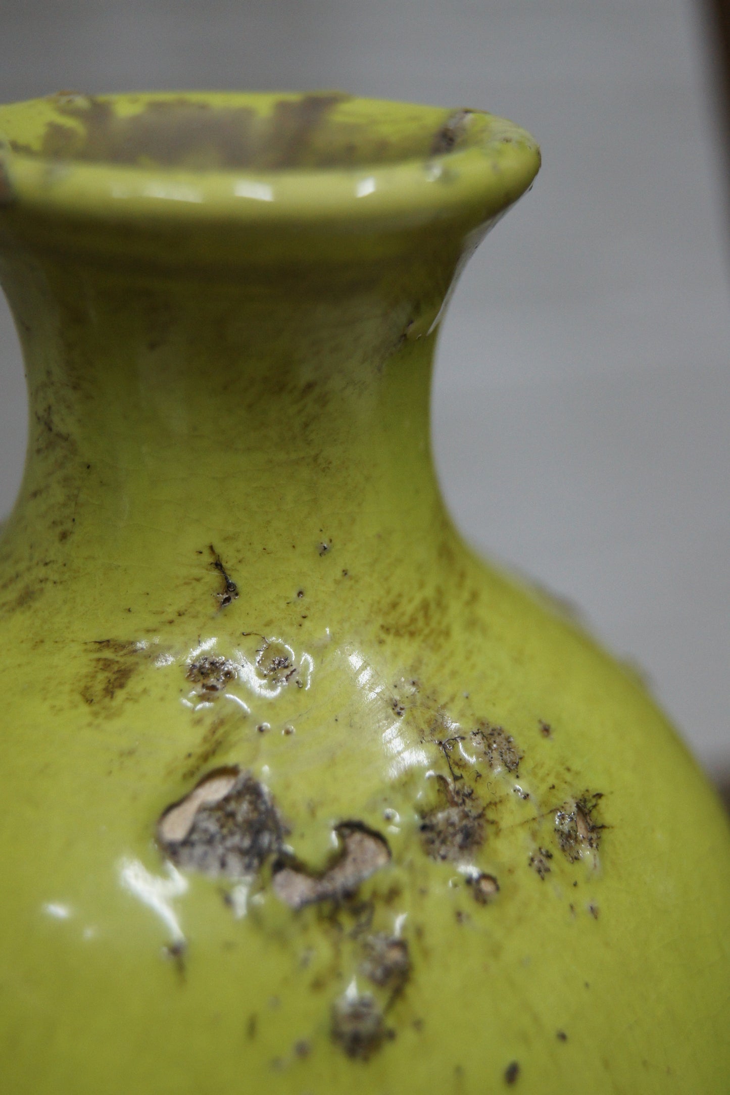 Vintage Greenish Yellow Bud Vase